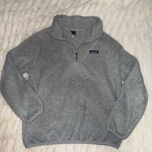 Patagonia Women’s Light Gray Sherpa Quarter-Zip Pullover